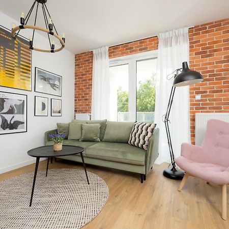 Komfortowy Apartament Dla 4 Osob Z Parkingiem By Noclegi Renters Varsovia Exterior foto