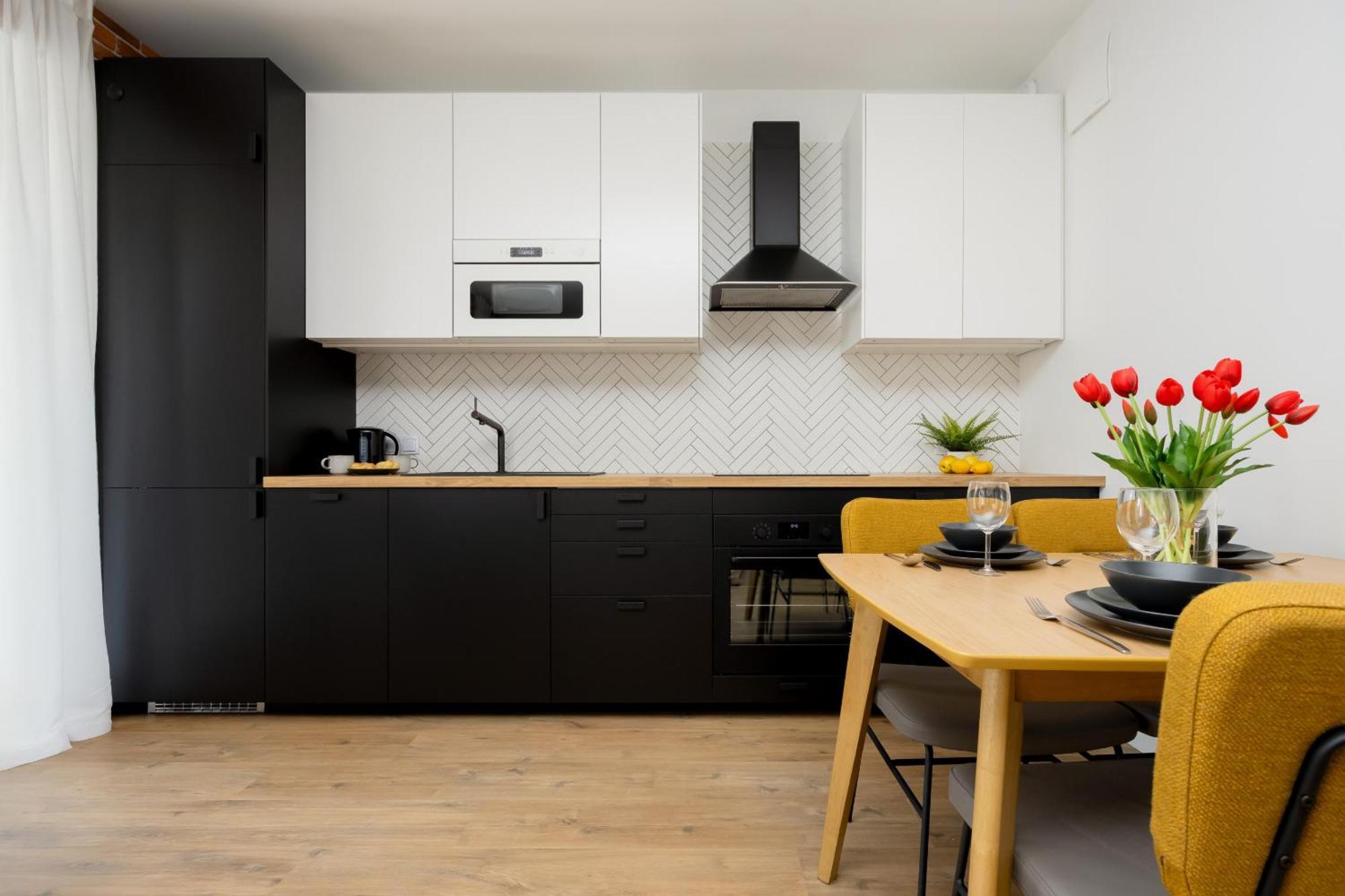 Komfortowy Apartament Dla 4 Osob Z Parkingiem By Noclegi Renters Varsovia Exterior foto
